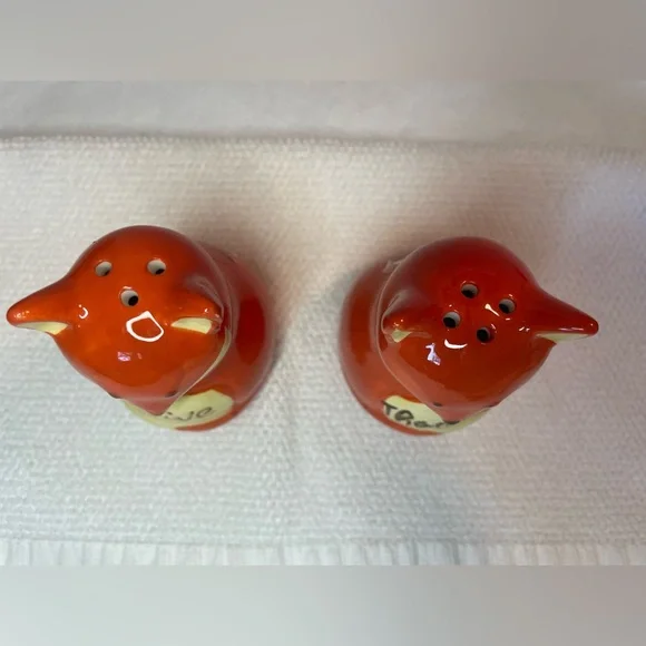 Salt and Pepper Shakers. Essential Home, Fox Give Thanks. New in box. - Picture 6 of 15